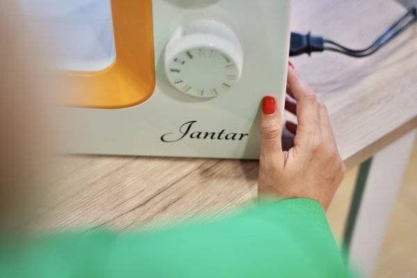 BAGAT Jantar sivalni stroj